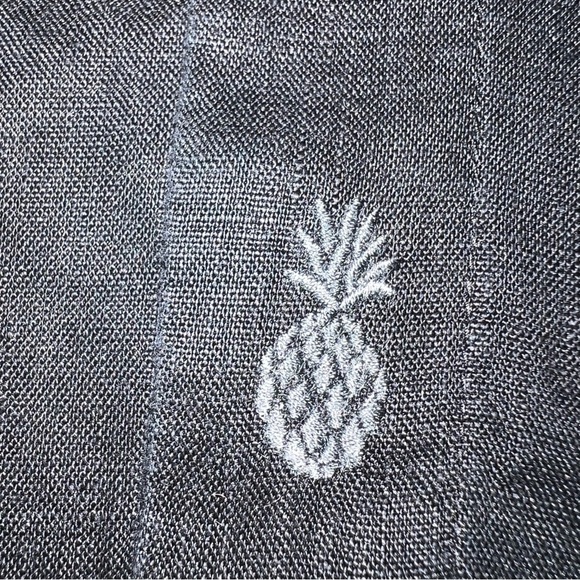 Tommy Bahama XS 100% Linen Button Down - Picture 8 of 9